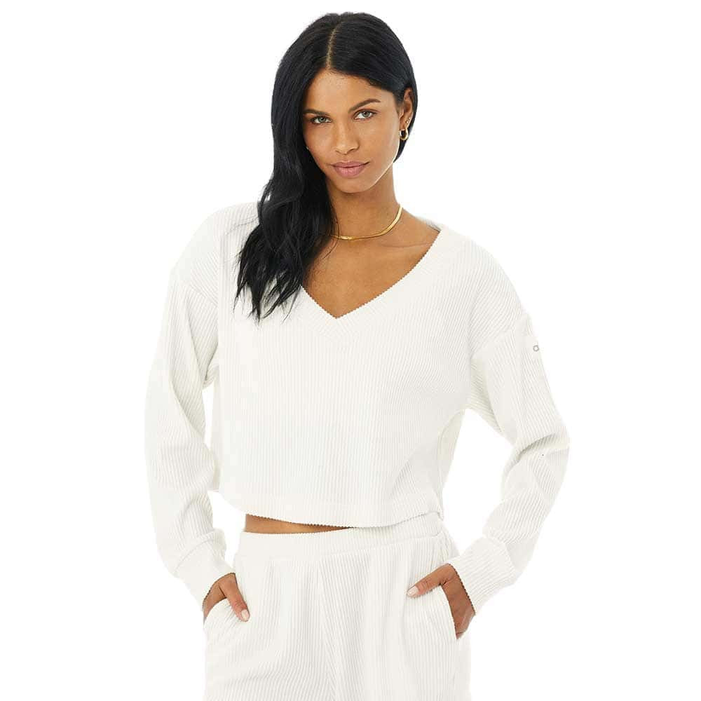 alo_yoga_muse_pullover_crop_tr