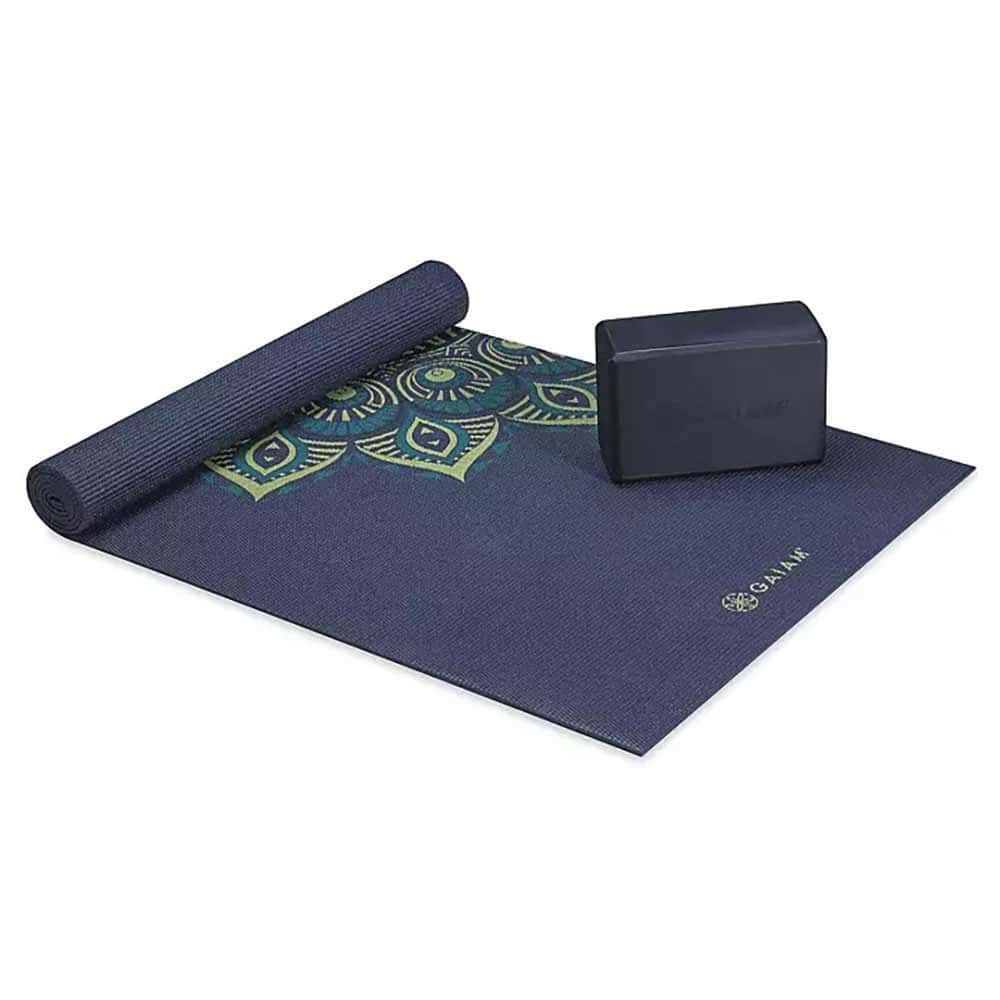 Yoga set for beginners Gaiam Star Cushion support