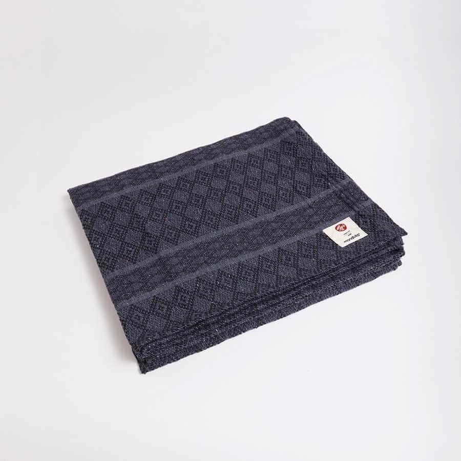 Manduka 2025 cotton blanket