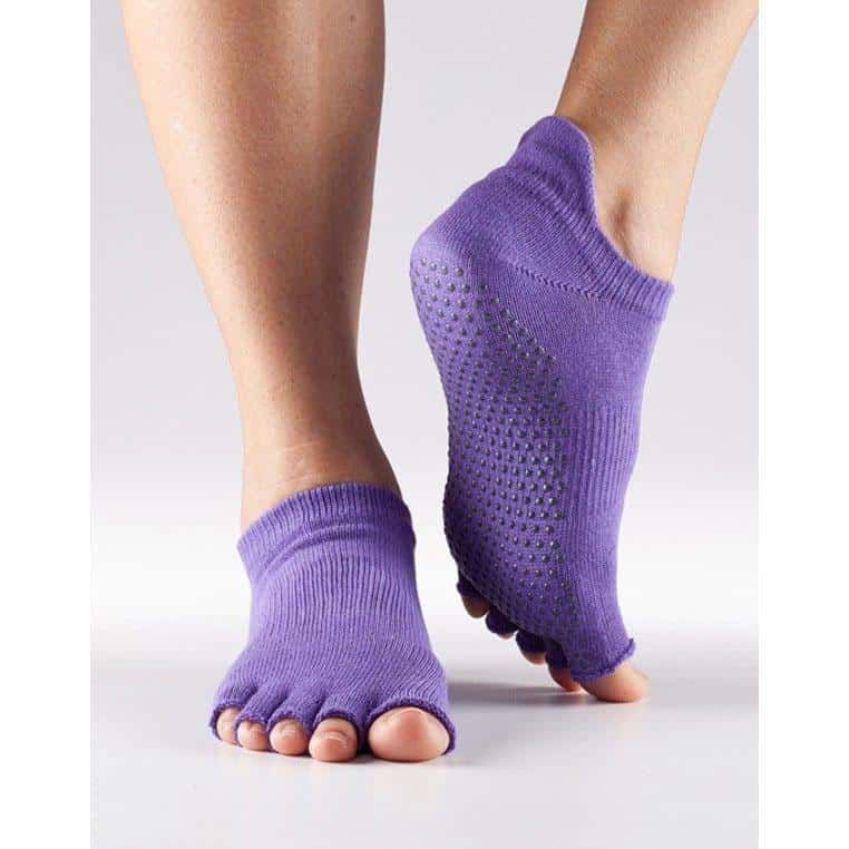 Black Toesox Half Toe Releve No Heel Yoga Pilates Barre Five Toe Grip Socks 