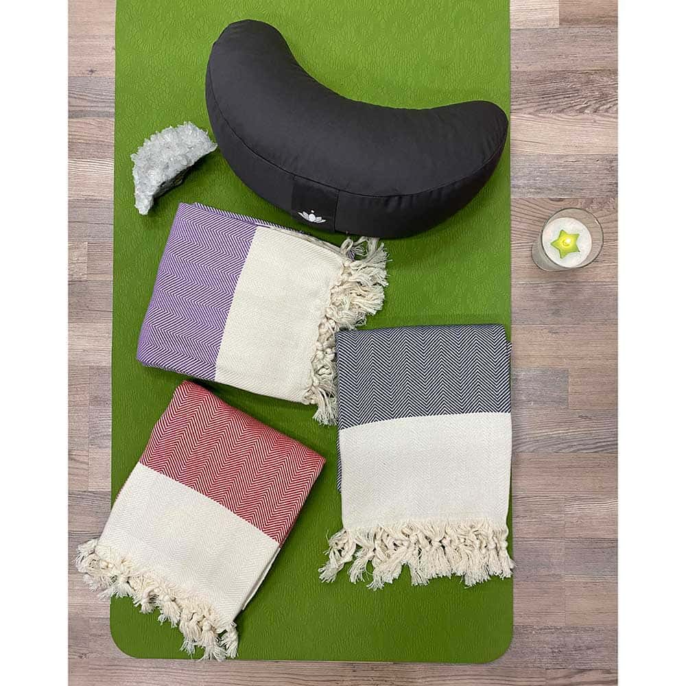 Peshtemal Fish Turkish towel 95 x 175 cm